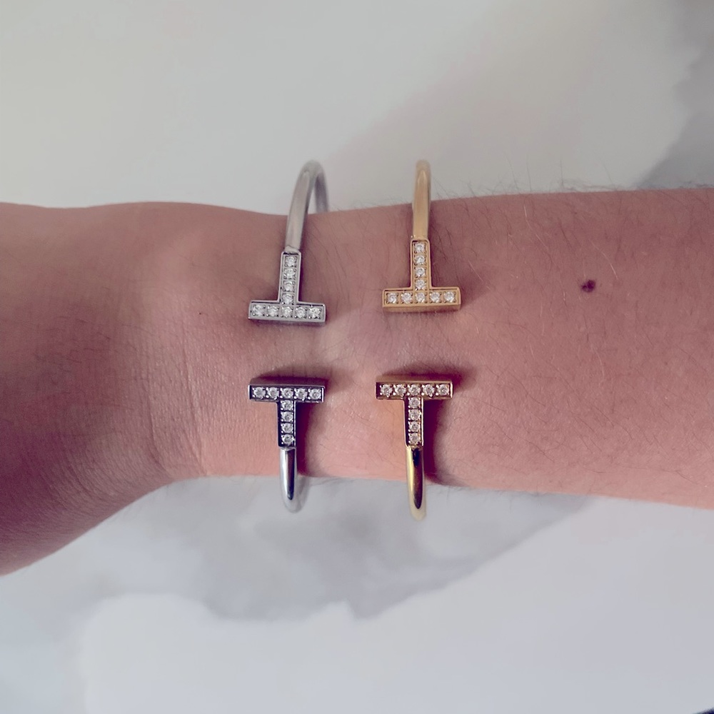 GOLD T Diamond Wire Bracelet